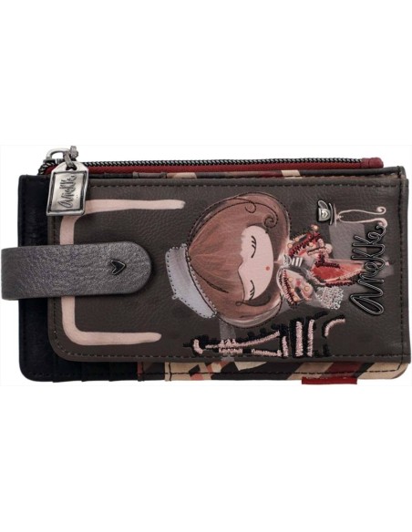 Anekke Mademoiselle porta tessere