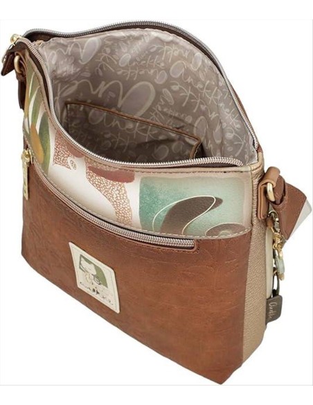 Anekke Muse Borsa a tracolla